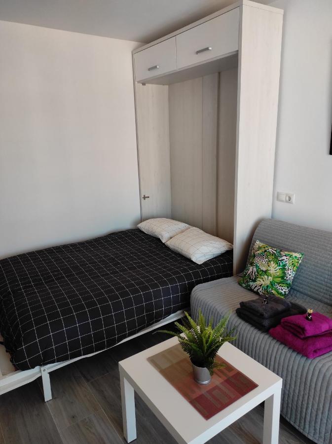 Estudio Recien Reformado En Primera Linea De Playa Apartment Benalmadena Exterior photo