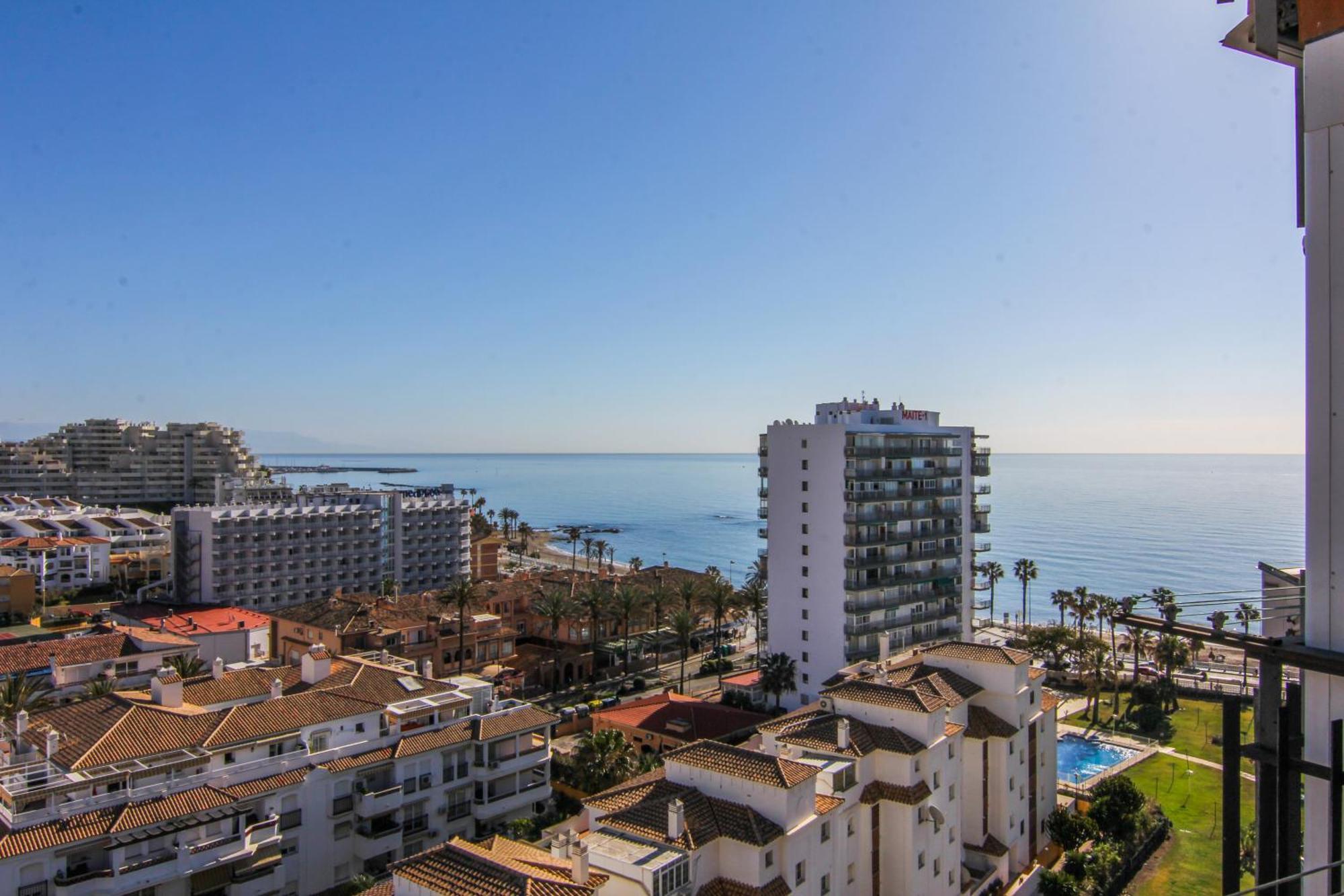 Estudio Recien Reformado En Primera Linea De Playa Apartment Benalmadena Exterior photo